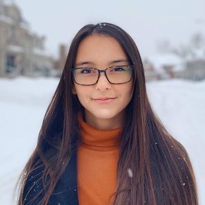 Meet your Posher, Dalyla